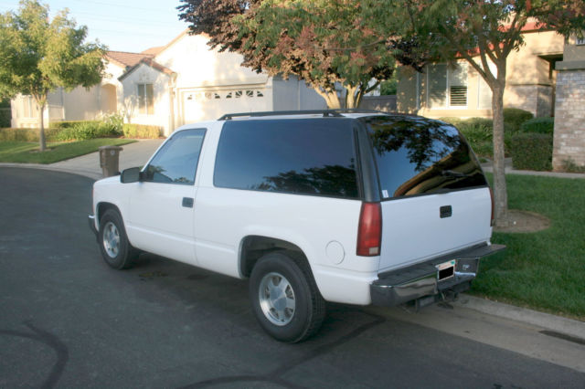 1996 Chevrolet Tahoe Two Door Two Wheel Drive Blazer 3gnec18r9tg107156