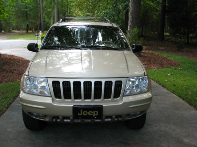 2000 Gold Jeep Grand Cherokee Limited 4.7 V8 with Towing Package 2000 Jeep Grand Cherokee Tow Package