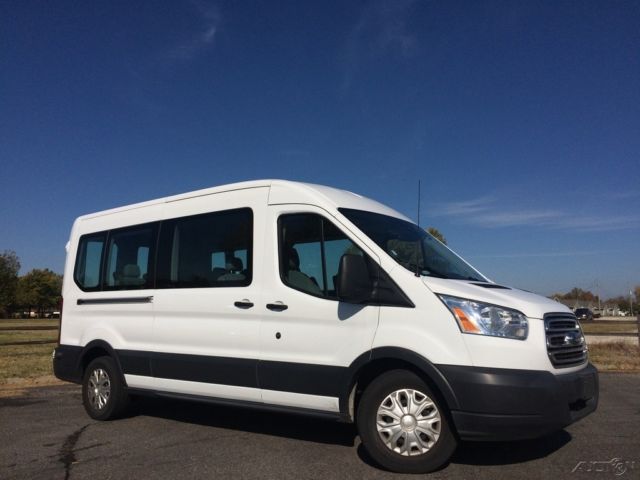 2015 ford transit 12 passenger van