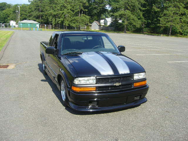 This item, 2003 chevrolet s10 extended cab pickup truck, is part of the auc...